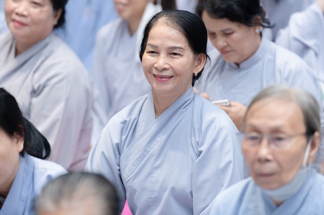 Tu niệm Phật một ngày