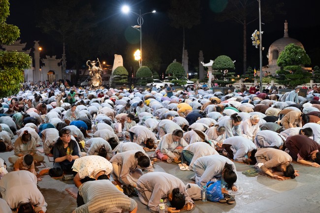 Lễ sám hối 14/10 Quý Mão