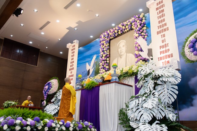 Lễ giỗ Tổ khai sáng chùa Hoằng Pháp lần thứ 35