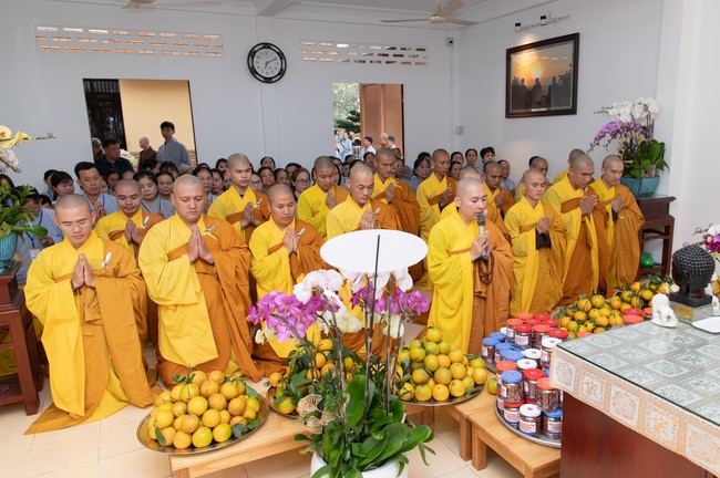 Lễ giỗ Tổ khai sáng chùa Hoằng Pháp lần thứ 35