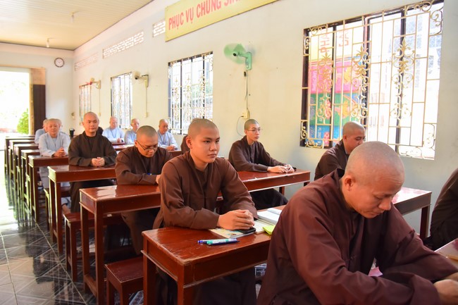 Quỹ đào tạo Tăng tài NCT cúng dường đến các trường TCPH tại 6 tỉnh miền Tây: Bến Tre, Trà Vinh, Vĩnh Long, Bạc Liêu, Sóc Trăng, Đồng Tháp