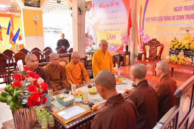 Quỹ đào tạo Tăng tài NCT cúng dường đến các trường TCPH tại 6 tỉnh miền Tây: Bến Tre, Trà Vinh, Vĩnh Long, Bạc Liêu, Sóc Trăng, Đồng Tháp