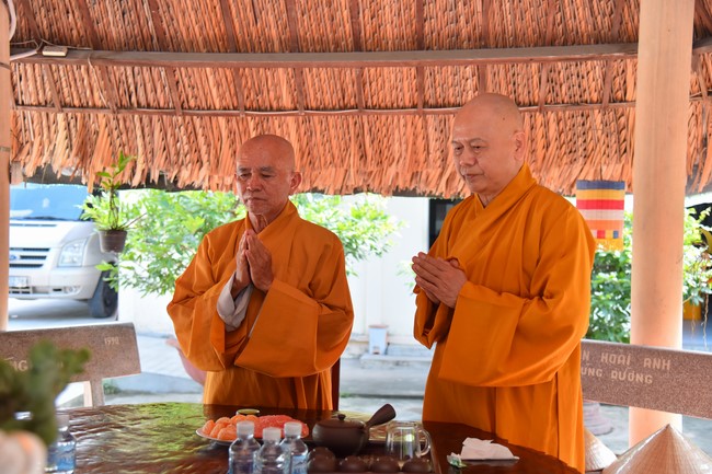 Quỹ đào tạo Tăng tài NCT cúng dường đến các trường TCPH tại 6 tỉnh miền Tây: Bến Tre, Trà Vinh, Vĩnh Long, Bạc Liêu, Sóc Trăng, Đồng Tháp