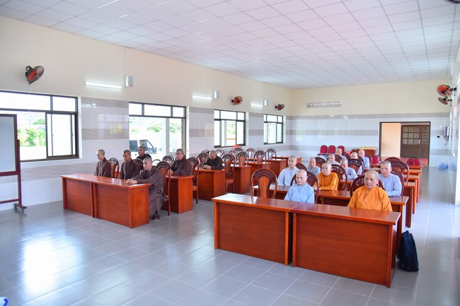 Quỹ đào tạo Tăng tài NCT cúng dường đến các trường TCPH tại 6 tỉnh miền Tây: Bến Tre, Trà Vinh, Vĩnh Long, Bạc Liêu, Sóc Trăng, Đồng Tháp