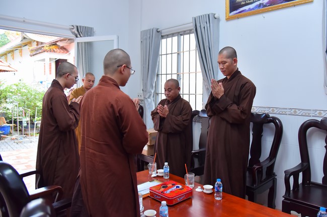 Quỹ đào tạo Tăng tài NCT cúng dường đến các trường TCPH tại 6 tỉnh miền Tây: Bến Tre, Trà Vinh, Vĩnh Long, Bạc Liêu, Sóc Trăng, Đồng Tháp