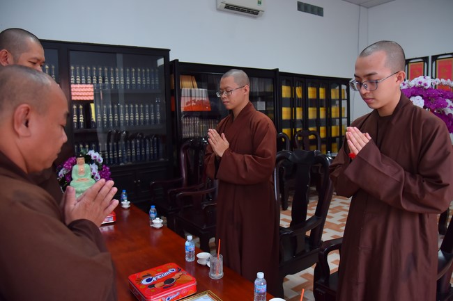 Quỹ đào tạo Tăng tài NCT cúng dường đến các trường TCPH tại 6 tỉnh miền Tây: Bến Tre, Trà Vinh, Vĩnh Long, Bạc Liêu, Sóc Trăng, Đồng Tháp