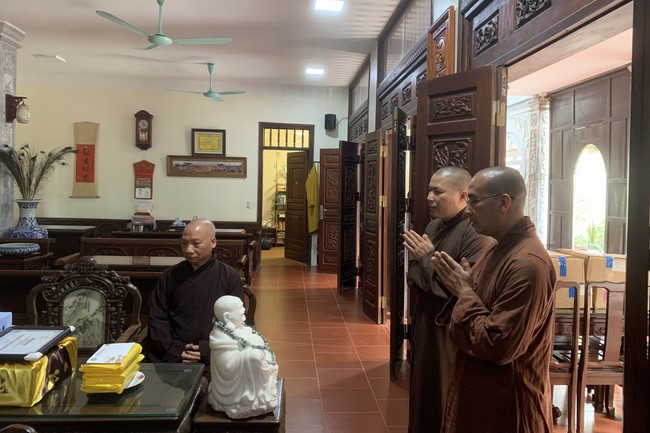 Donating to Ha Noi Buddhism Senior Lecturer School from NCT Education Talent Monk Fund