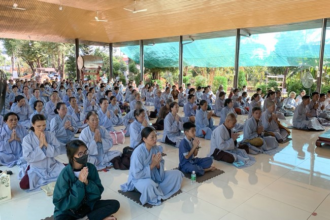 One-Day Peaceful Retreat at Suoi Phap Pagoda