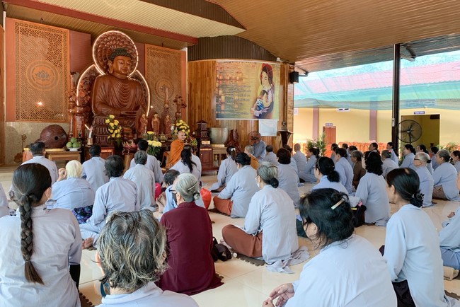 One-Day Peaceful Retreat at Suoi Phap Pagoda