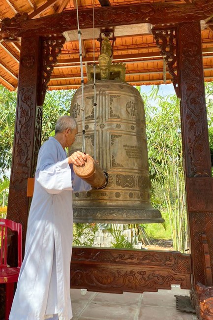 One-Day Peaceful Retreat at Suoi Phap Pagoda