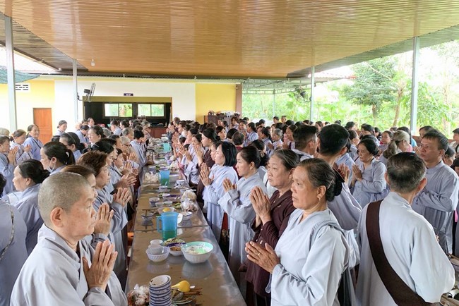 One-Day Peaceful Retreat at Suoi Phap Pagoda