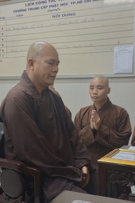 Quỹ đào tạo Tăng tài NCT cúng dường đến trường Trung cấp Phật học TP.HCM