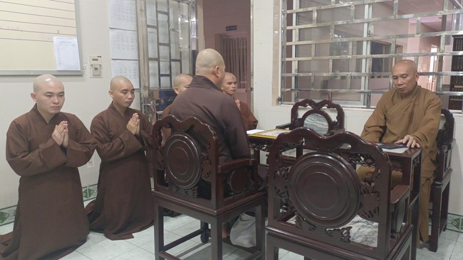 Quỹ đào tạo Tăng tài NCT cúng dường đến trường Trung cấp Phật học TP.HCM