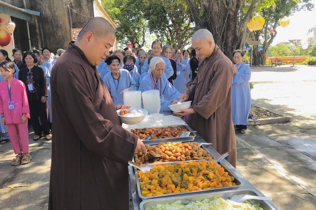 Chùa Đống Cao – Thanh Hóa: Tu niệm Phật một ngày