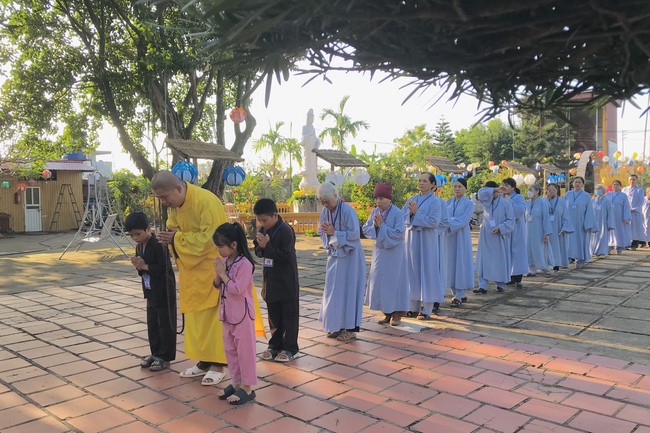 Chùa Đống Cao – Thanh Hóa: Tu niệm Phật một ngày