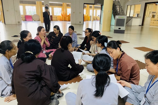 Dharmapala Group 's doctrine learning Session