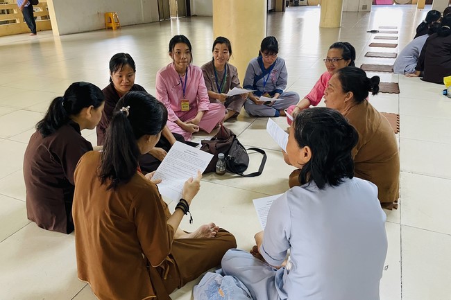 Dharmapala Group 's doctrine learning Session