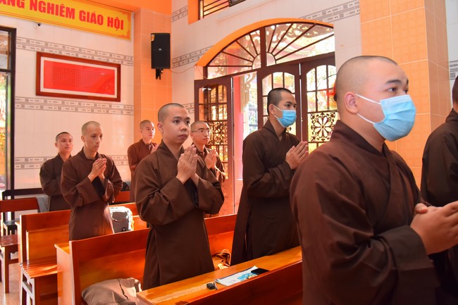 Quỹ đào tạo Tăng tài NCT cúng dường đến trường Trung cấp Phật học tỉnh Tây Ninh