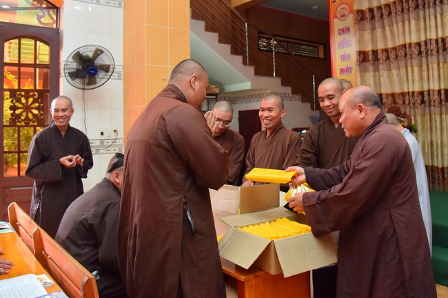 Quỹ đào tạo Tăng tài NCT cúng dường đến trường Trung cấp Phật học tỉnh Tây Ninh