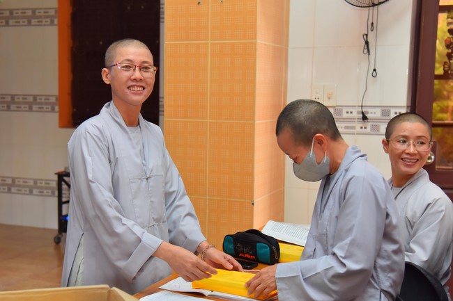 Quỹ đào tạo Tăng tài NCT cúng dường đến trường Trung cấp Phật học tỉnh Tây Ninh