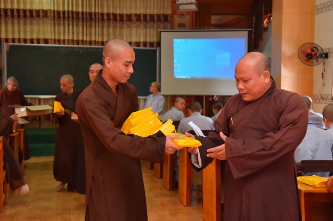 Quỹ đào tạo Tăng tài NCT cúng dường đến trường Trung cấp Phật học tỉnh Tây Ninh