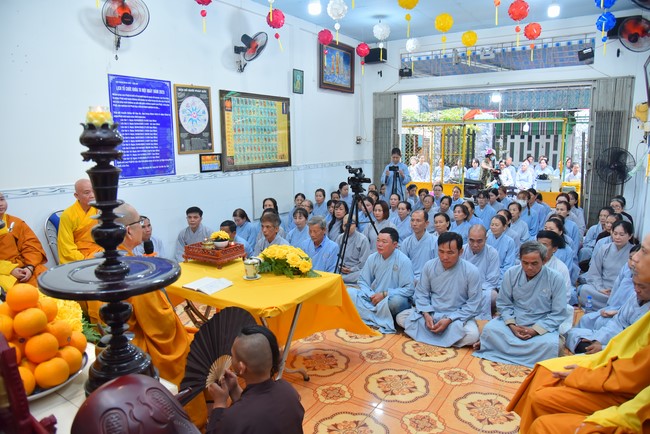 The 10th One-Day Retreat at Minh Chat ashram in Can Tho