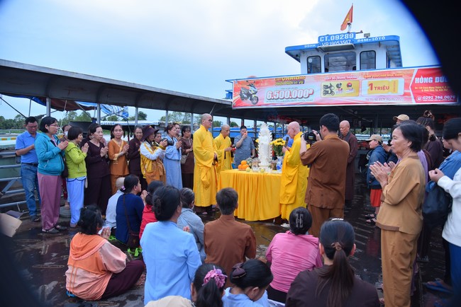 The 10th One-Day Retreat at Minh Chat ashram in Can Tho