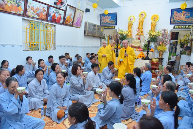 The 10th One-Day Retreat at Minh Chat ashram in Can Tho