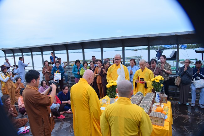 The 10th One-Day Retreat at Minh Chat ashram in Can Tho