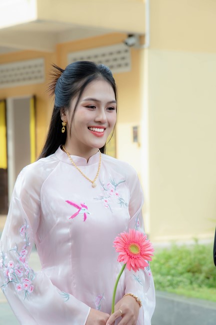 Wedding Ceremony at the pagoda