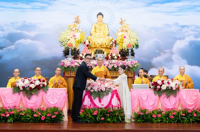 Wedding Ceremony at the pagoda