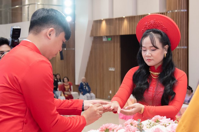 Wedding Ceremony at the pagoda