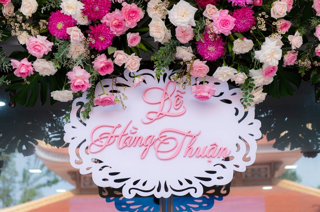 Wedding Ceremony at the pagoda