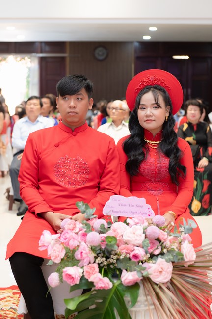 Wedding Ceremony at the pagoda