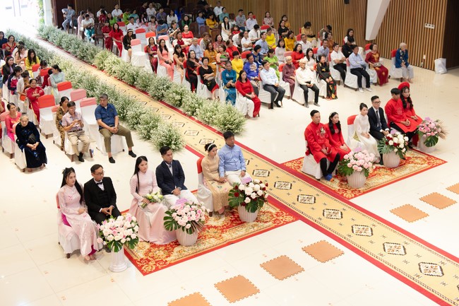 Wedding Ceremony at the pagoda