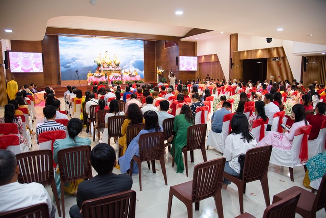 Wedding Ceremony at the pagoda