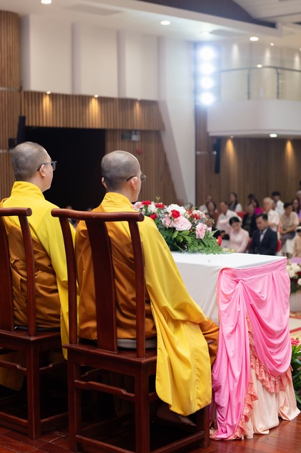 Wedding Ceremony at the pagoda