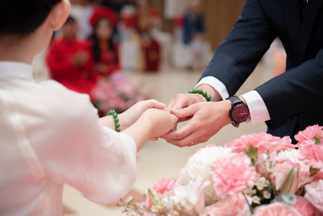 Wedding Ceremony at the pagoda