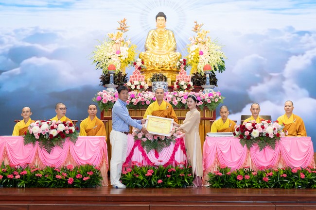 Wedding Ceremony at the pagoda