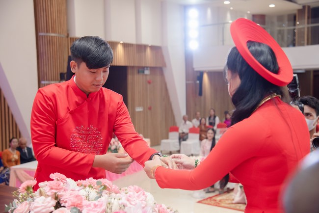 Wedding Ceremony at the pagoda