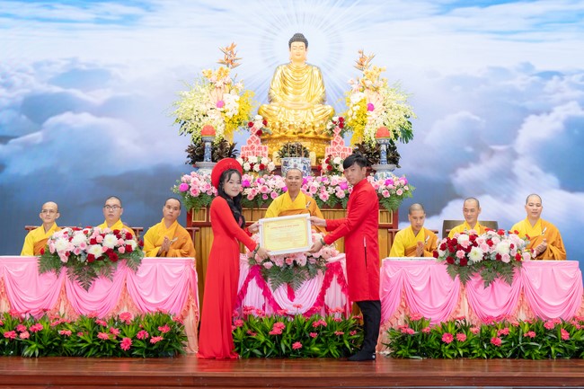 Wedding Ceremony at the pagoda