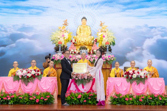 Wedding Ceremony at the pagoda