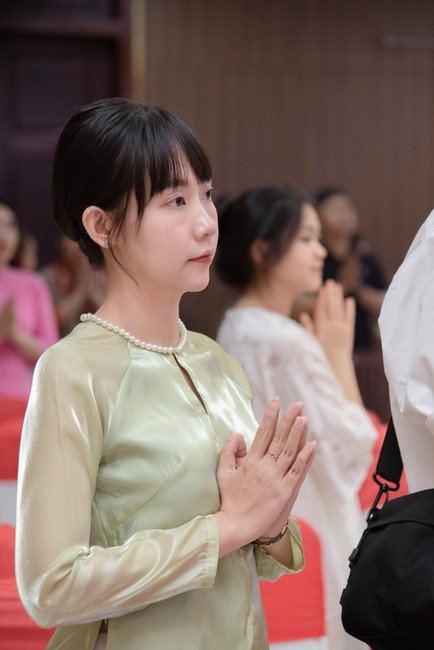 Wedding Ceremony at the pagoda