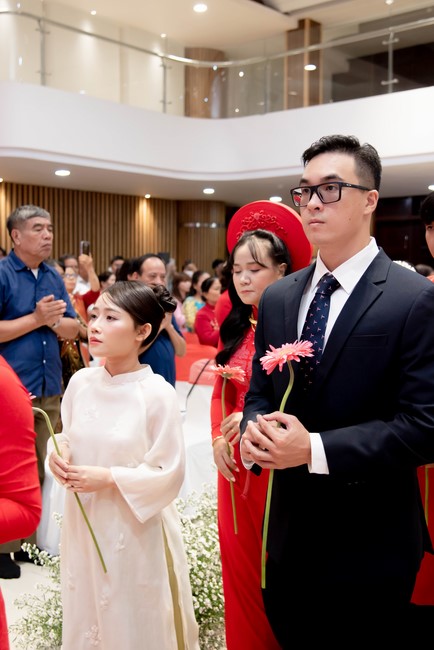 Wedding Ceremony at the pagoda