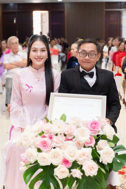 Wedding Ceremony at the pagoda