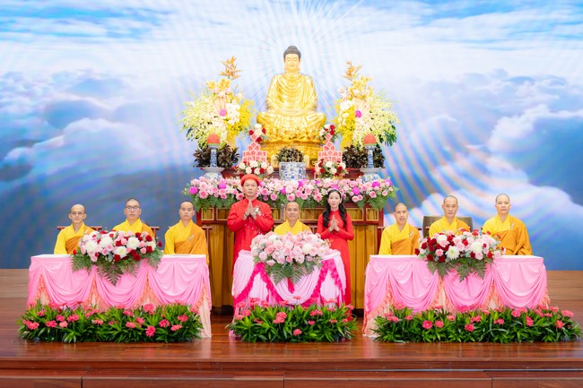 Wedding Ceremony at the pagoda