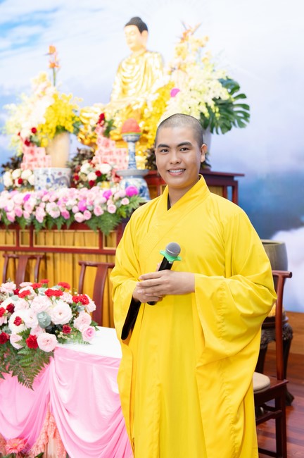 Wedding Ceremony at the pagoda