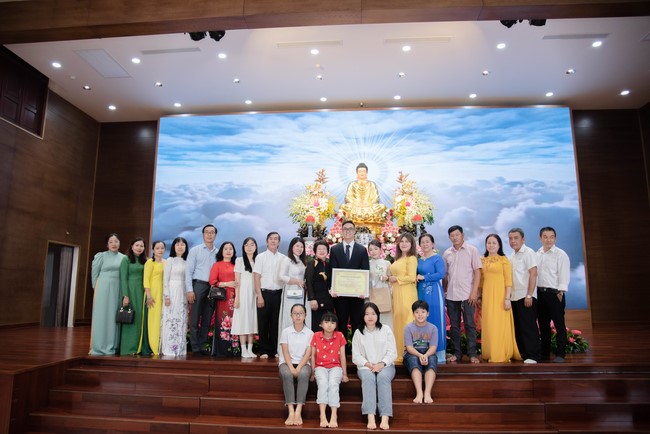 Wedding Ceremony at the pagoda