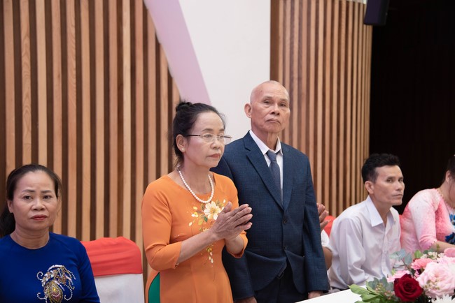 Wedding Ceremony at the pagoda