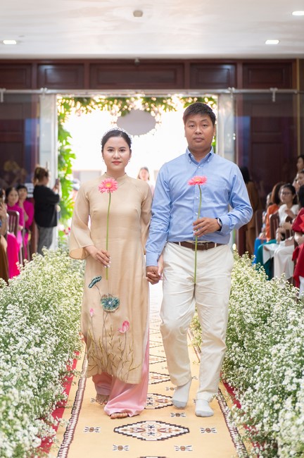 Wedding Ceremony at the pagoda